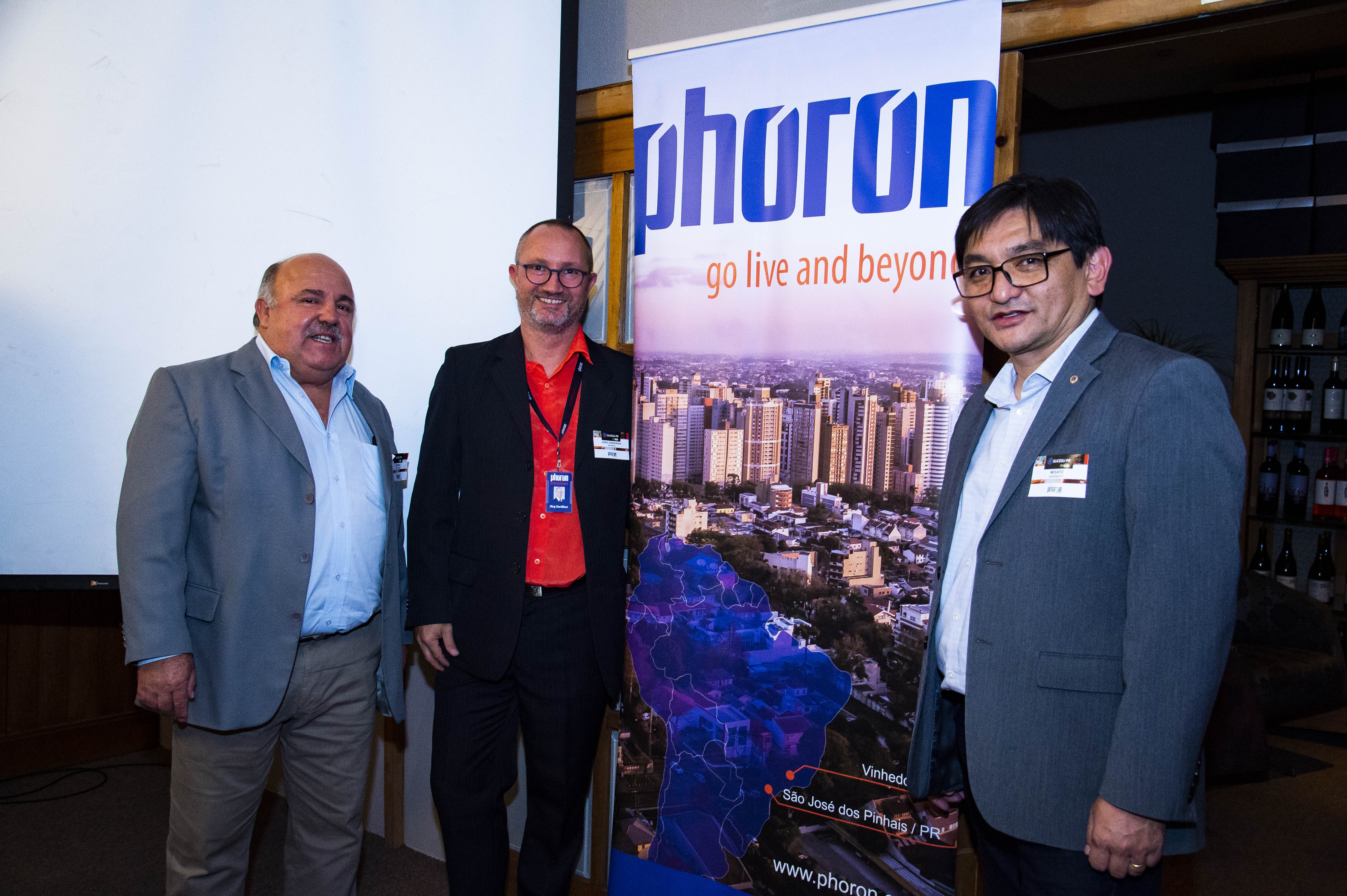 GU CIO recebe a multinacional Phoron